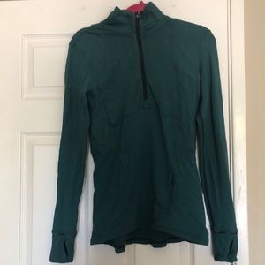 LULULEMON run briskly 1/2 zipped